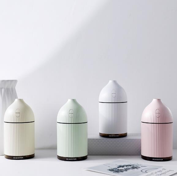 Calming LED Aromatherapy Diffuser for a Cozy Home