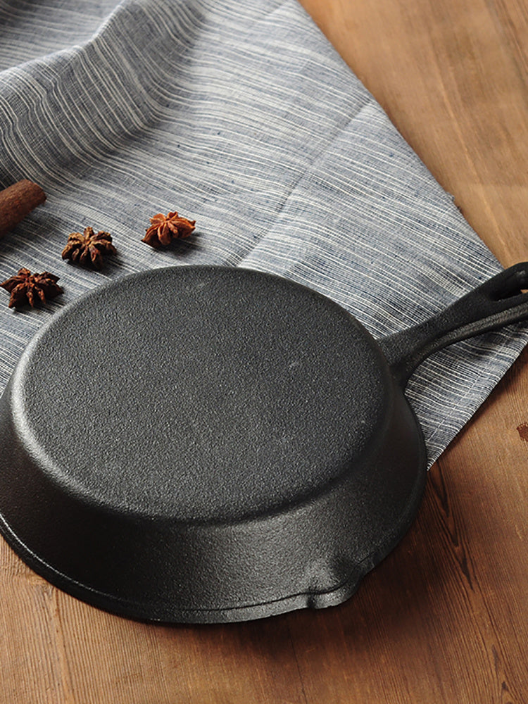 Uncoated Iron Skillet — Healthy Cooking, Lasting Flavor