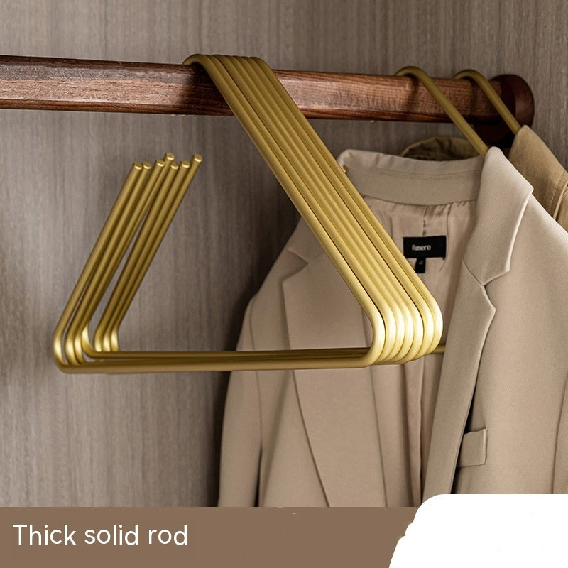 Modern Clothes Display Rack — Chic Organization for Every Space