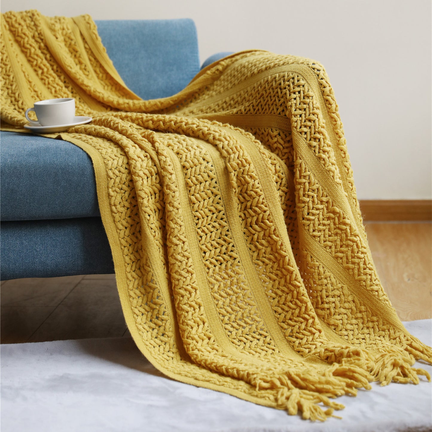Warm Minimalist Sofa Blanket — Chic Comfort for Home