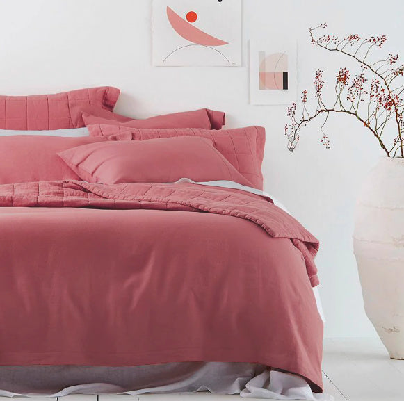 Cozy Linen Bed Sheets — Natural Warmth for Your Home